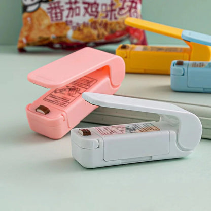 1pc Mini Heat Bag Sealing Machine Package Sealer Bags Thermal Plastic Food Bag Closure Portable Sealer Kitchen Accessories